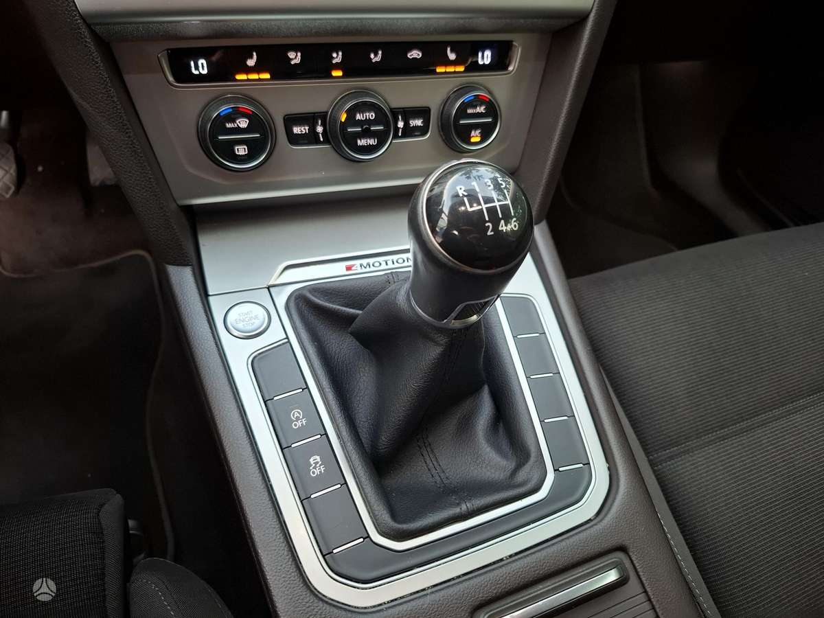 Volkswagen Passat, 2.0 l., Универсал