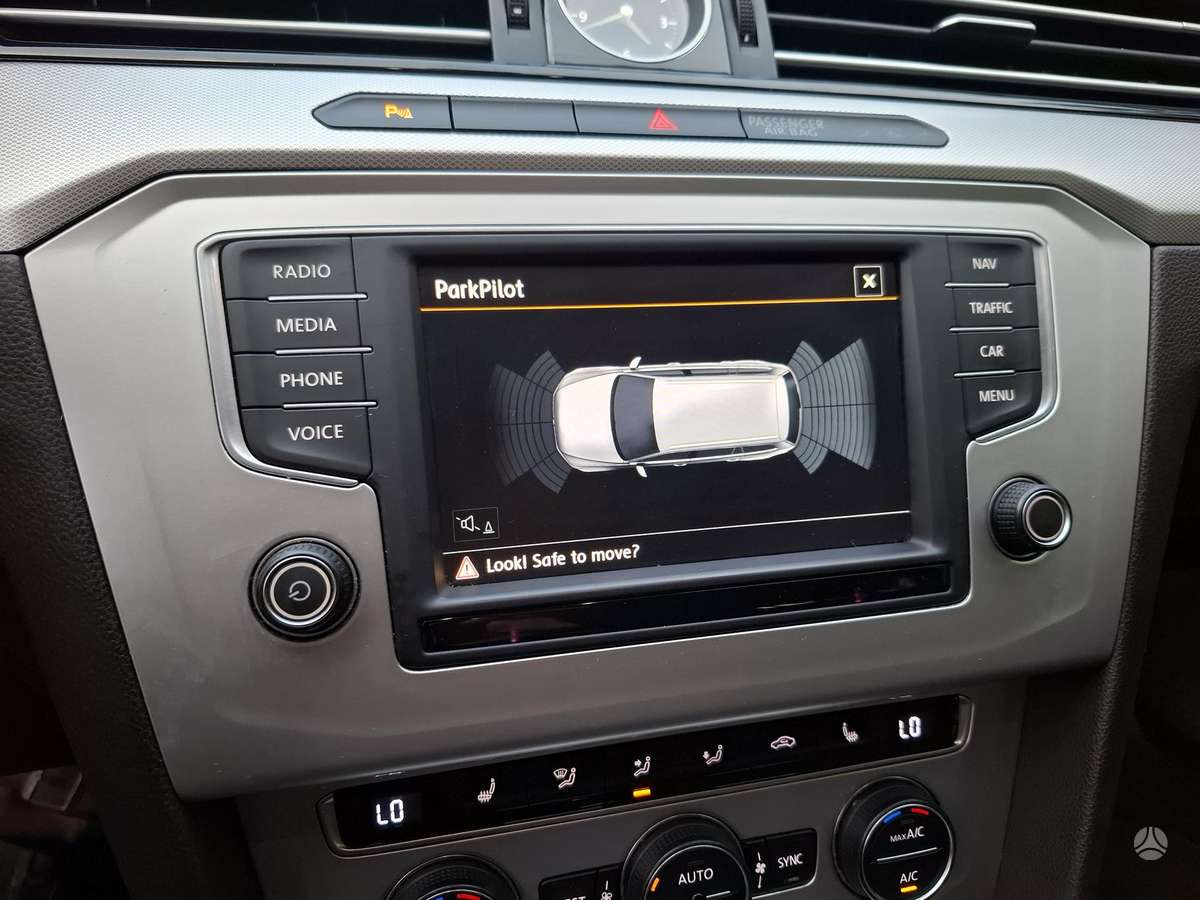 Volkswagen Passat, 2.0 l., Универсал