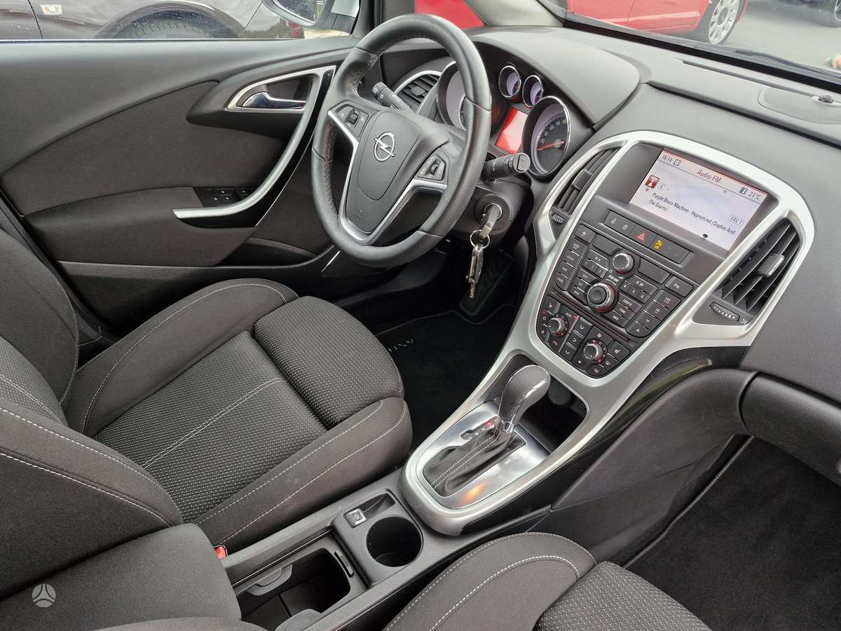 Opel Astra, 1.6 l., Хэтчбек