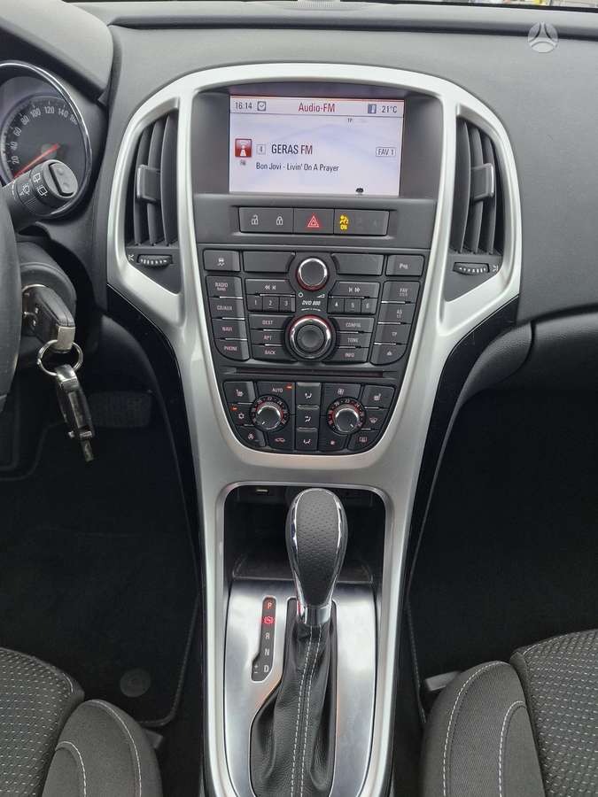 Opel Astra, 1.6 l., Хэтчбек