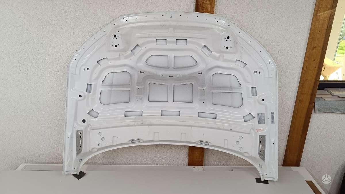 Audi Q5 dangtis (priekinis, galinis)