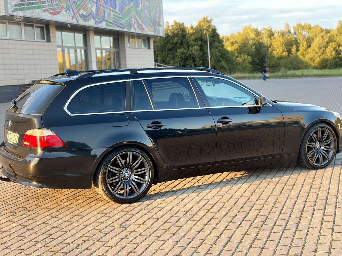 BMW 525, 2.5 l., Универсал