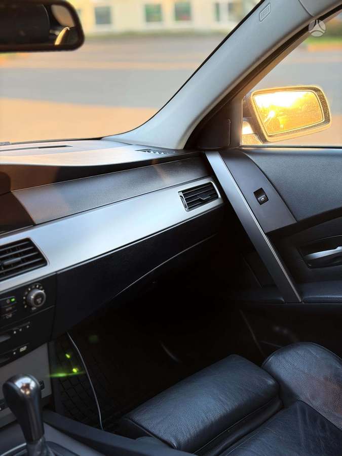 BMW 525, 2.5 l., Универсал
