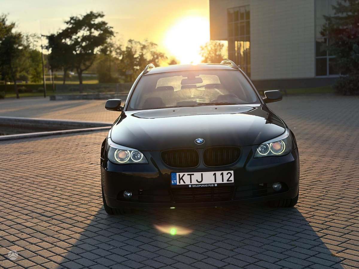 BMW 525, 2.5 l., wagon