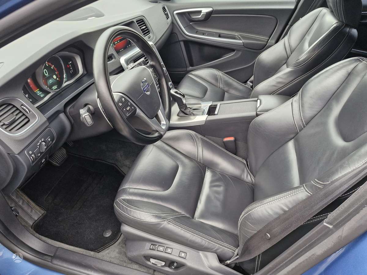 Volvo V60, 2.0 l., Универсал