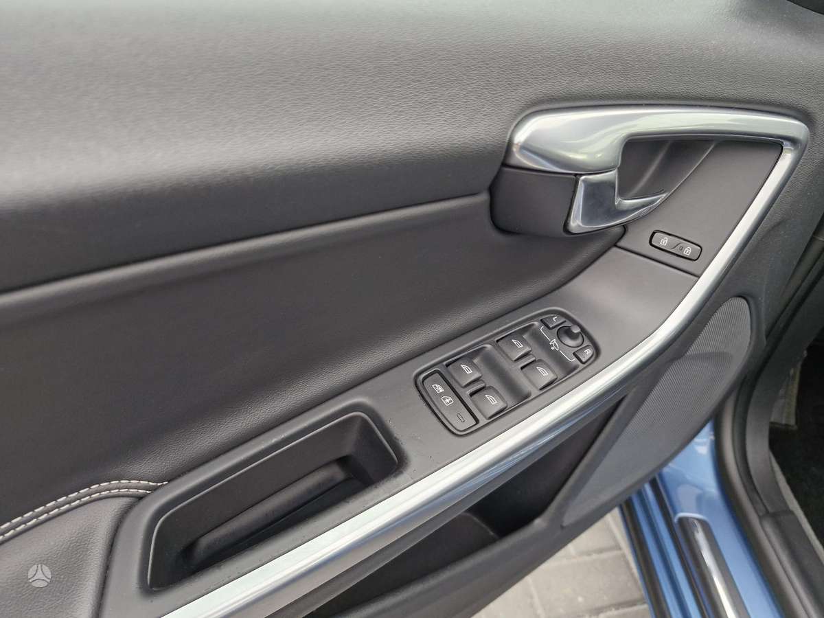 Volvo V60, 2.0 l., Универсал