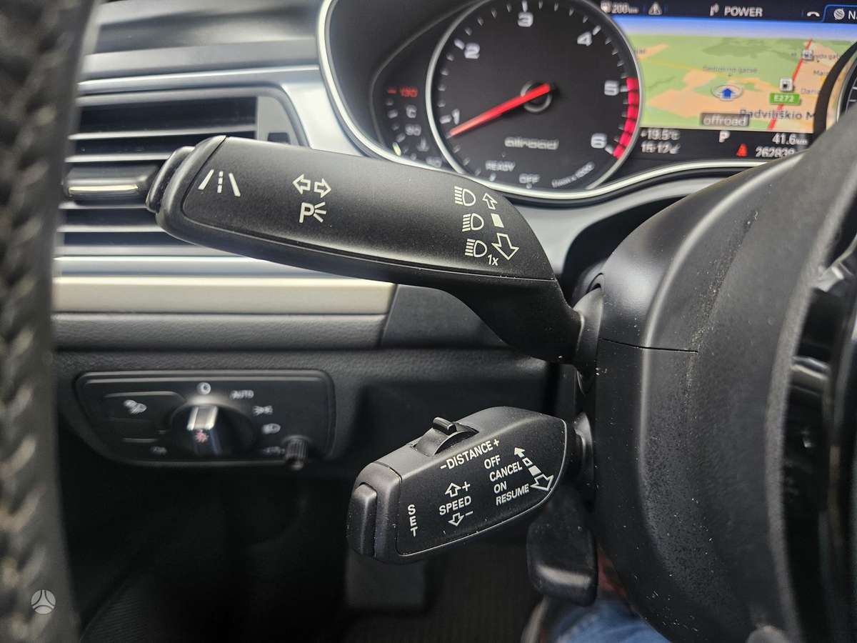Audi A6 allroad, 3.0 l., Универсал