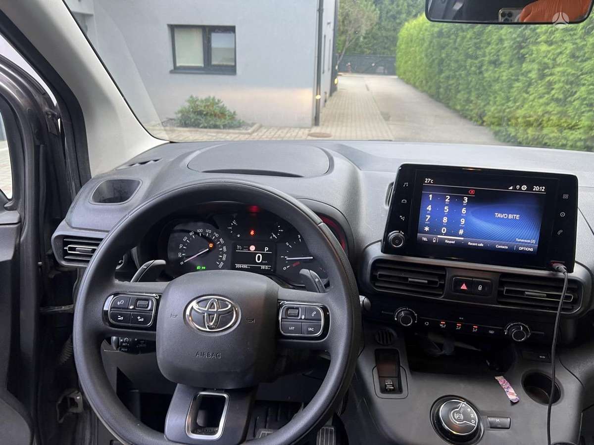 Toyota Proace City Verso - 8