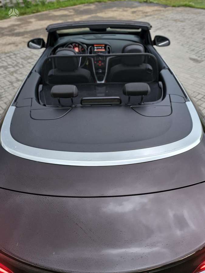 Opel Cascada, 1.4 l., convertible