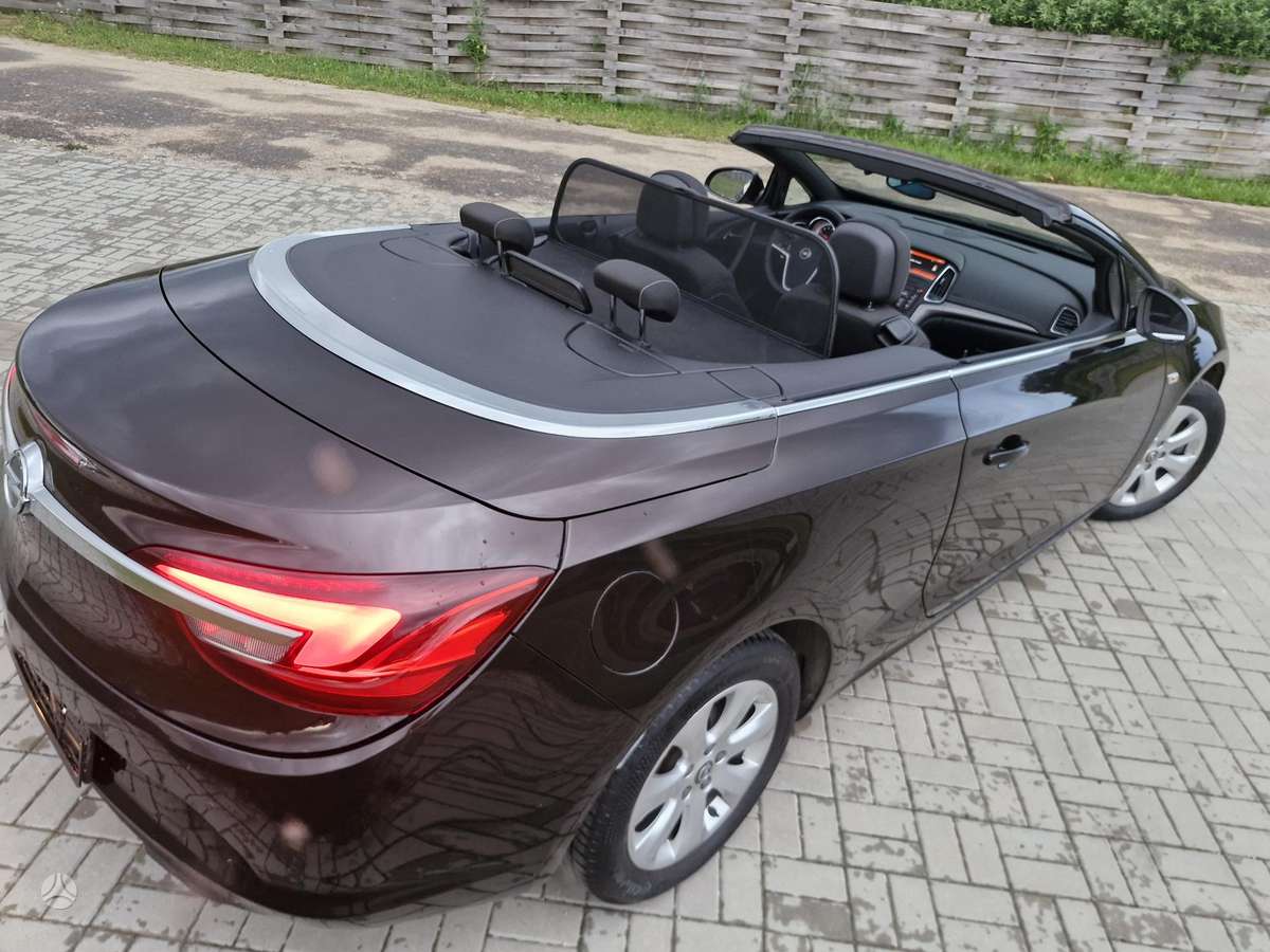 Opel Cascada, 1.4 l., Кабриолет