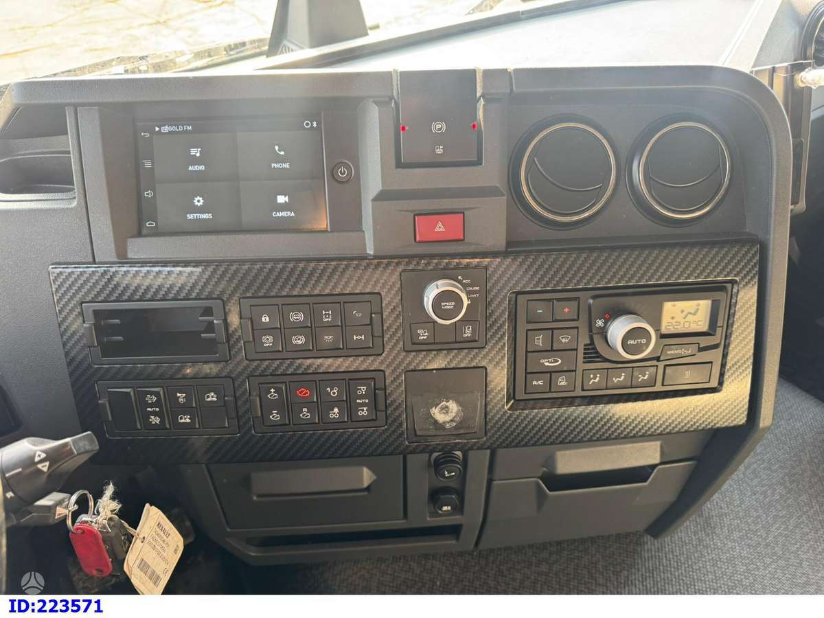Renault T460 6x2 Euro6, double sleeper