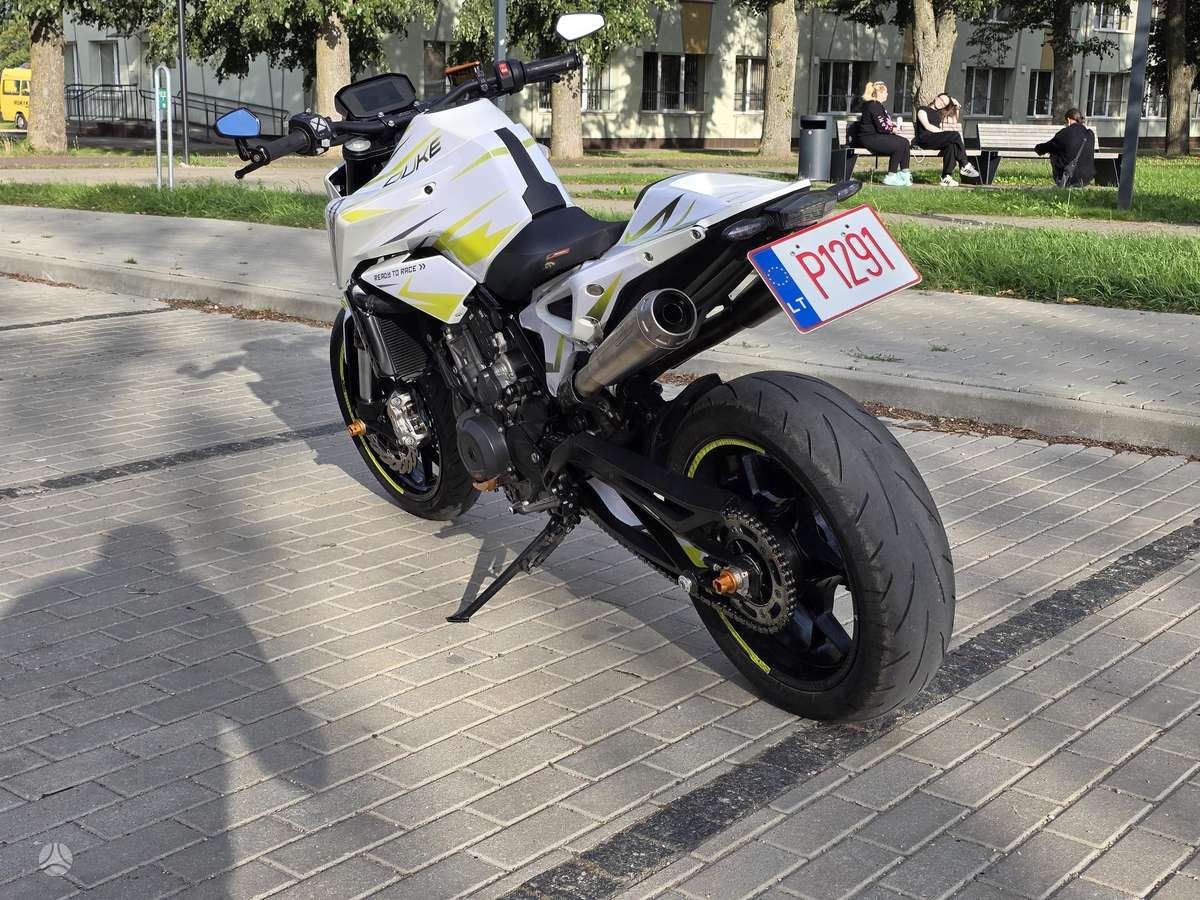 KTM Duke 790cc, street / classic