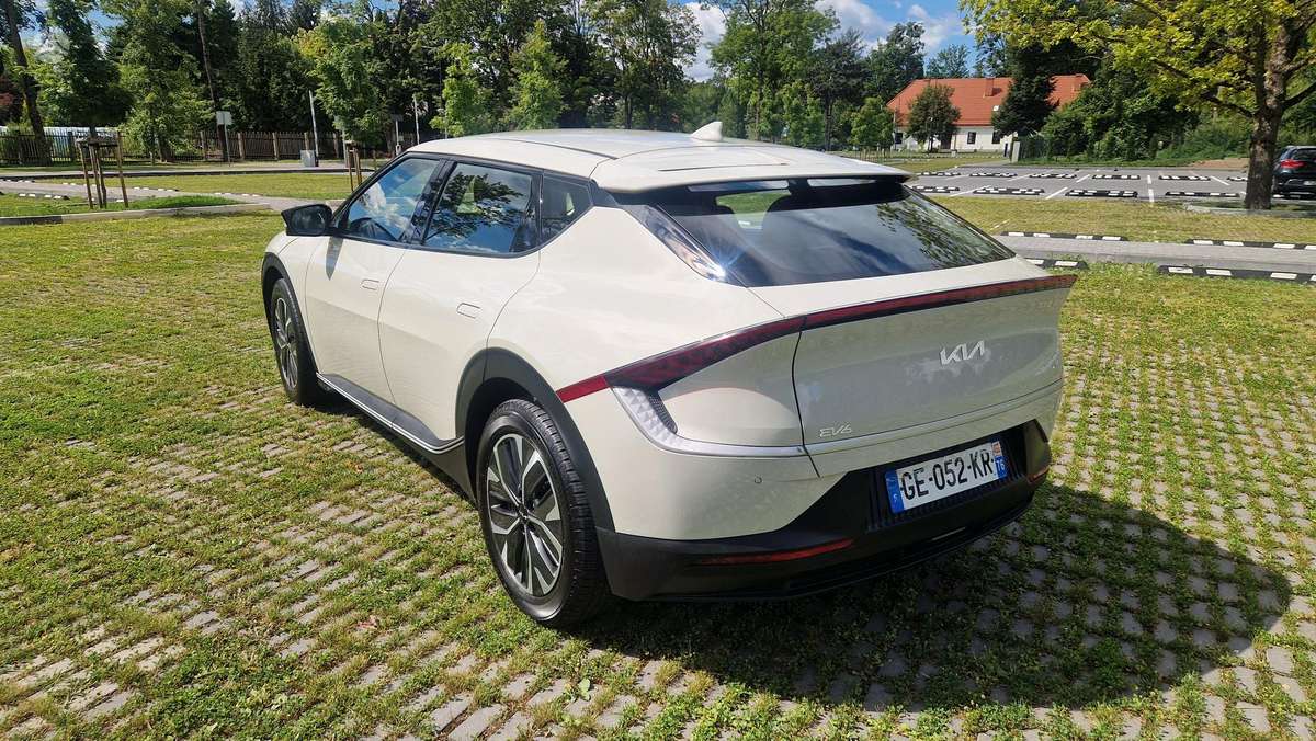 Kia EV6, 58 kWh, hatchback