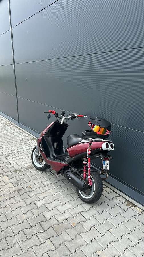 Aprilia SR 49cc, мотороллеры / мопеды