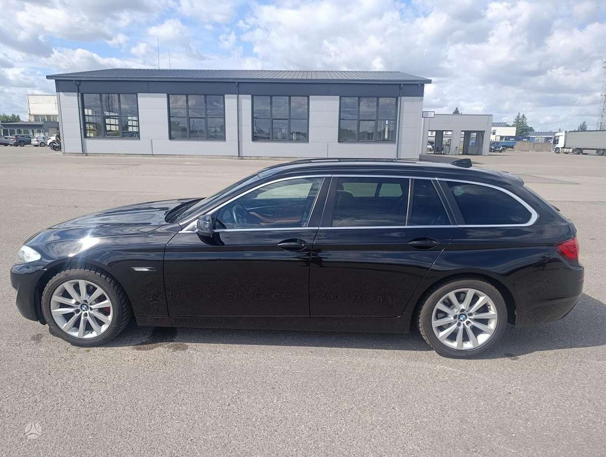 BMW 520, 2.0 l., wagon