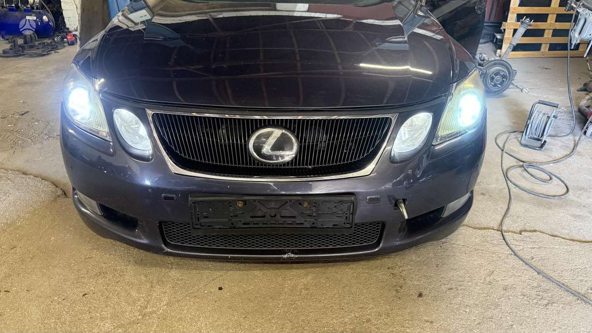 Lexus GS 450h kėbulo dalys