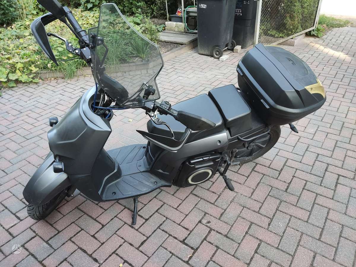 Silence S02, electric, scooters / mopeds