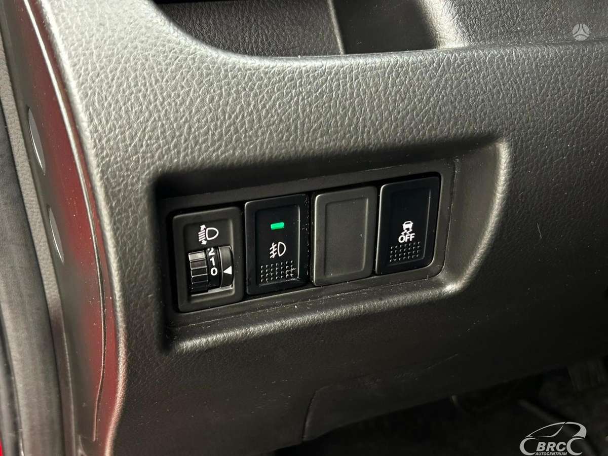 Suzuki Swift, 1.2 l., Хэтчбек