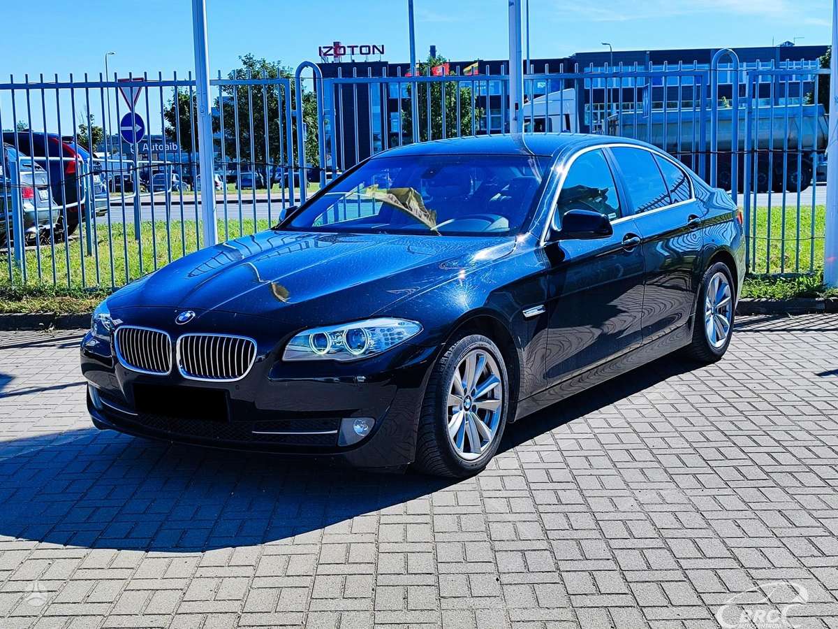 BMW 520, 2.0 l., Седан