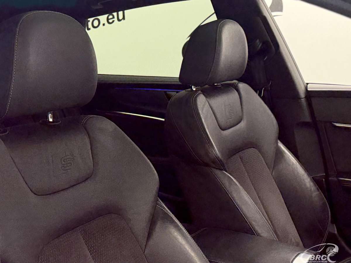 Audi A7, 3.0 l., Седан