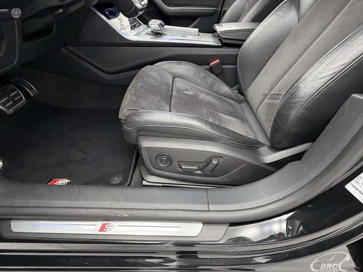 Audi A7, 3.0 l., Седан