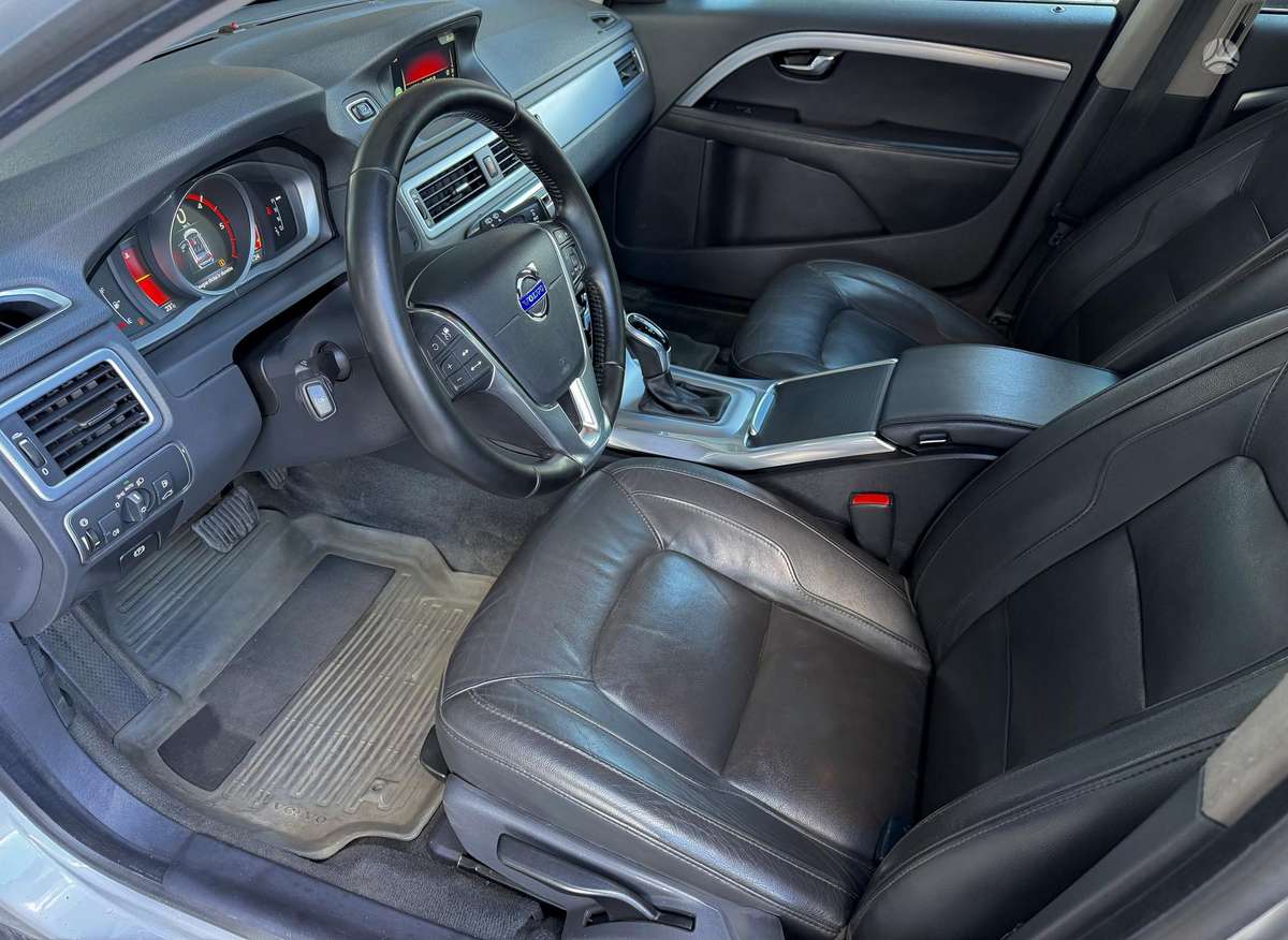Volvo V70, 2.0 l., universalas