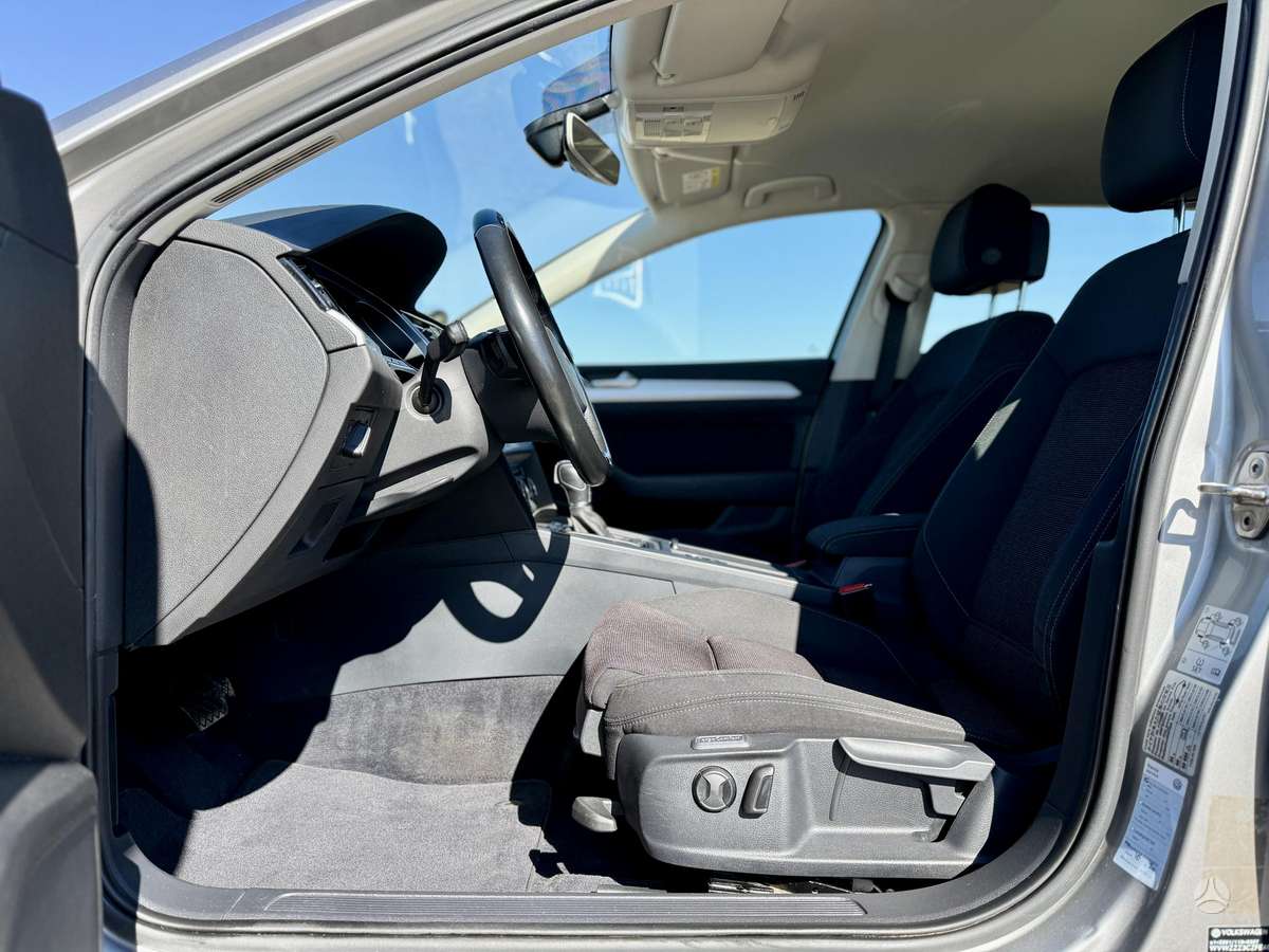 Volkswagen Passat, 2.0 l., Универсал
