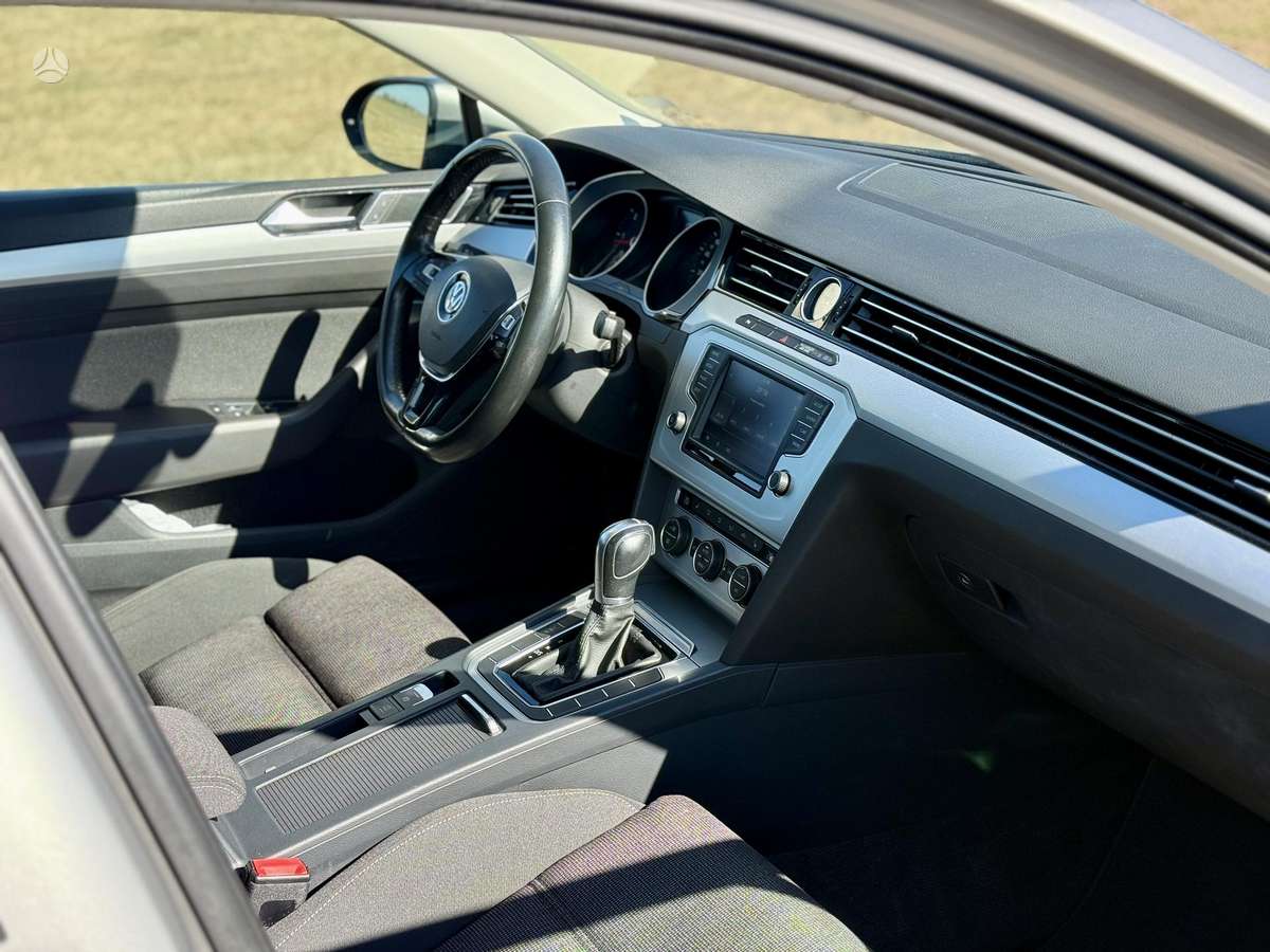 Volkswagen Passat, 2.0 l., Универсал