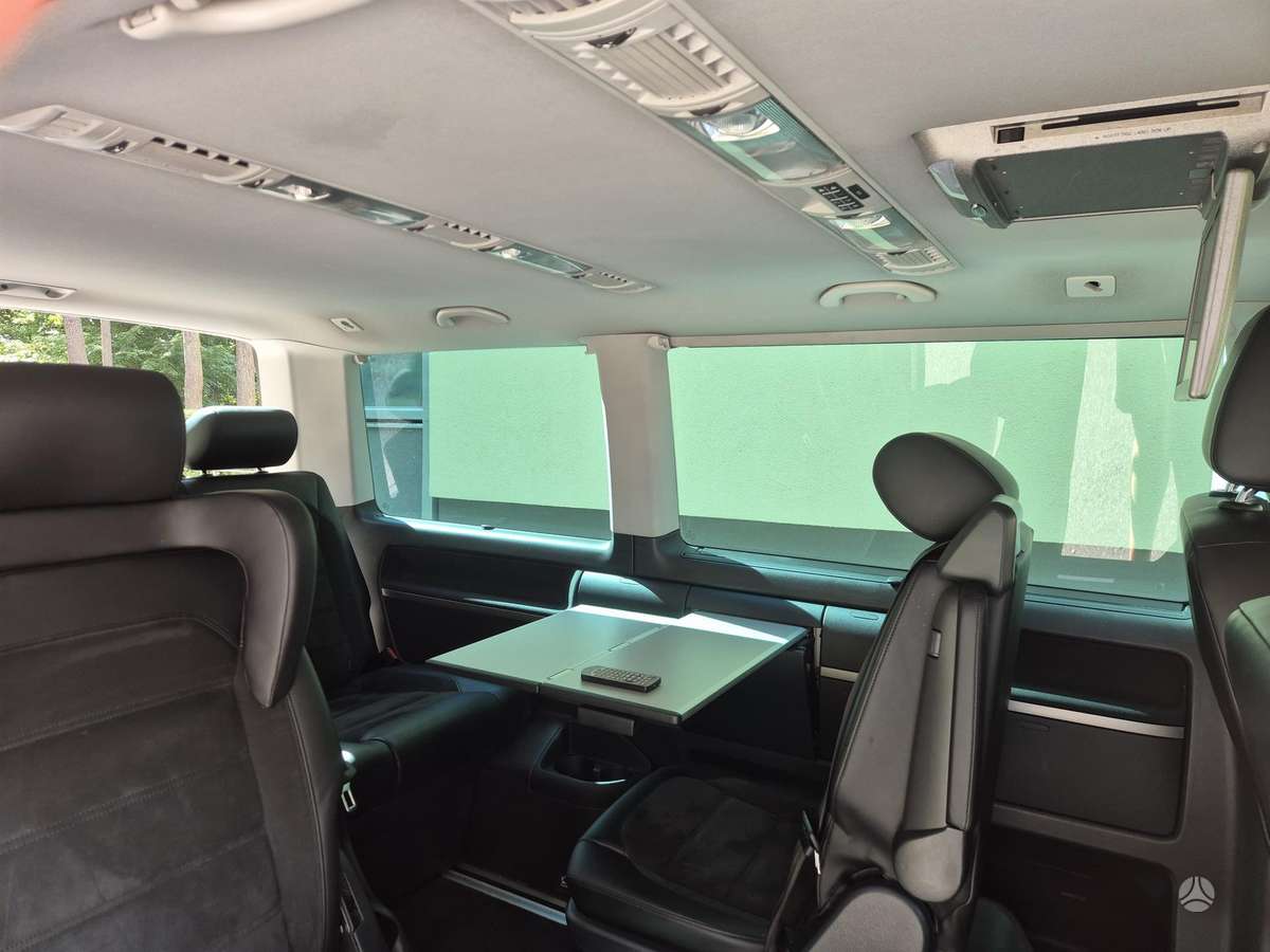 Volkswagen Multivan, 2.0 l., Минивэн