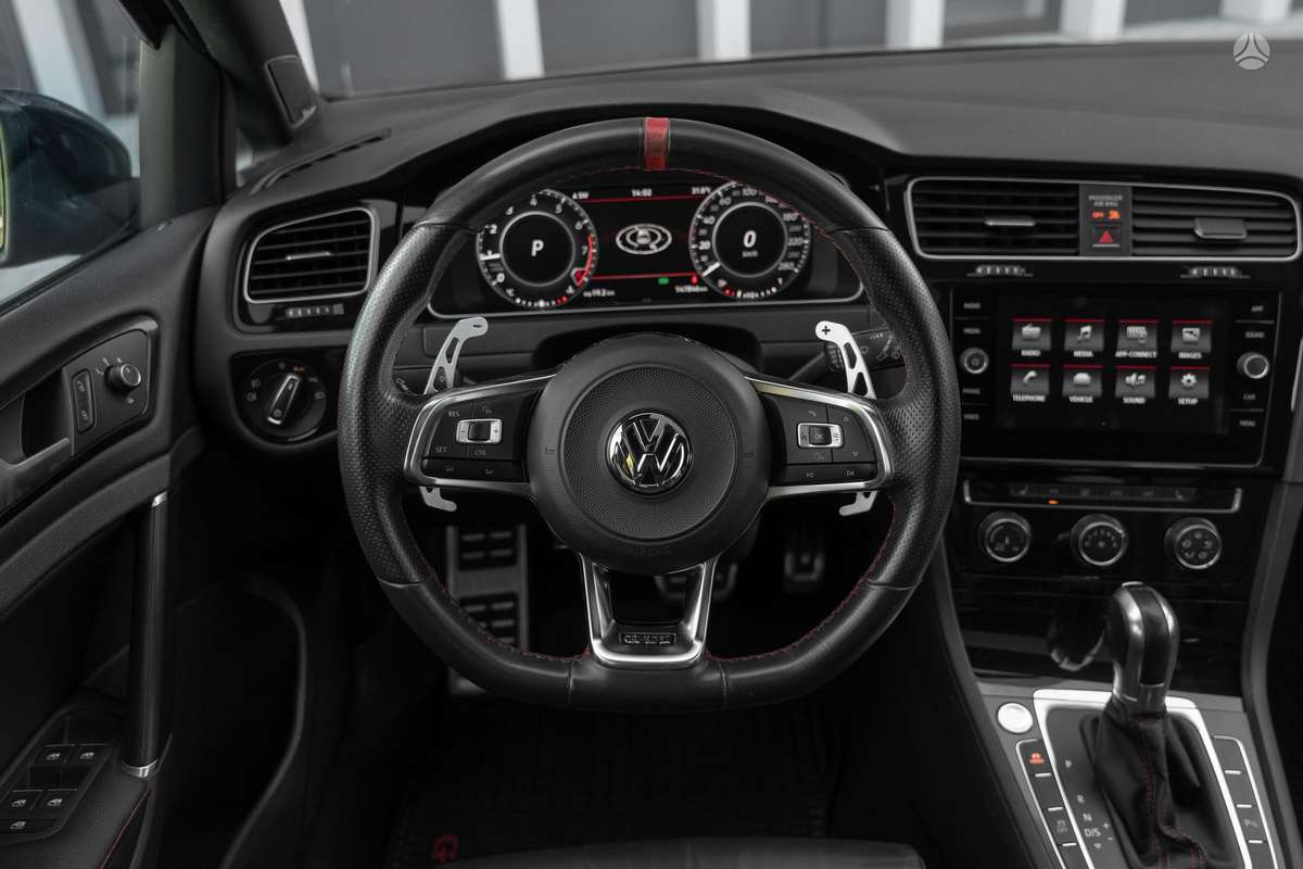 Volkswagen Golf, 2.0 l., Хэтчбек