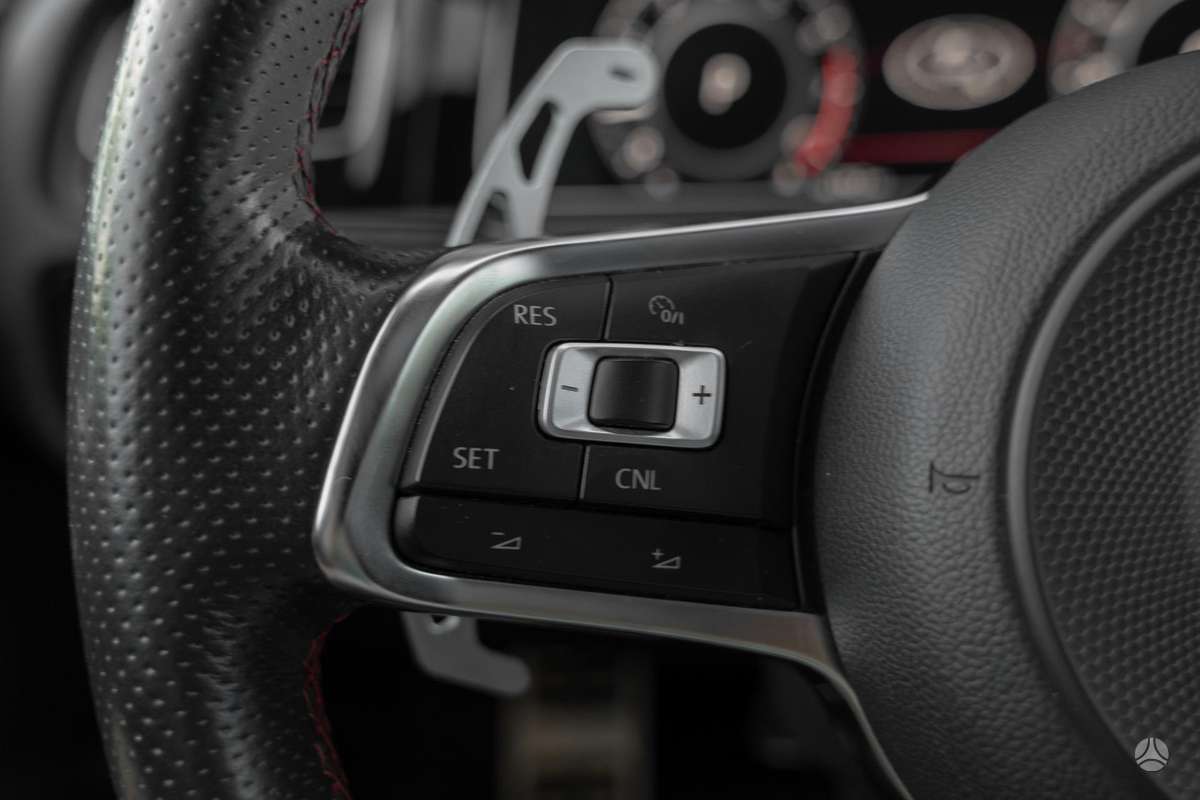 Volkswagen Golf, 2.0 l., Хэтчбек