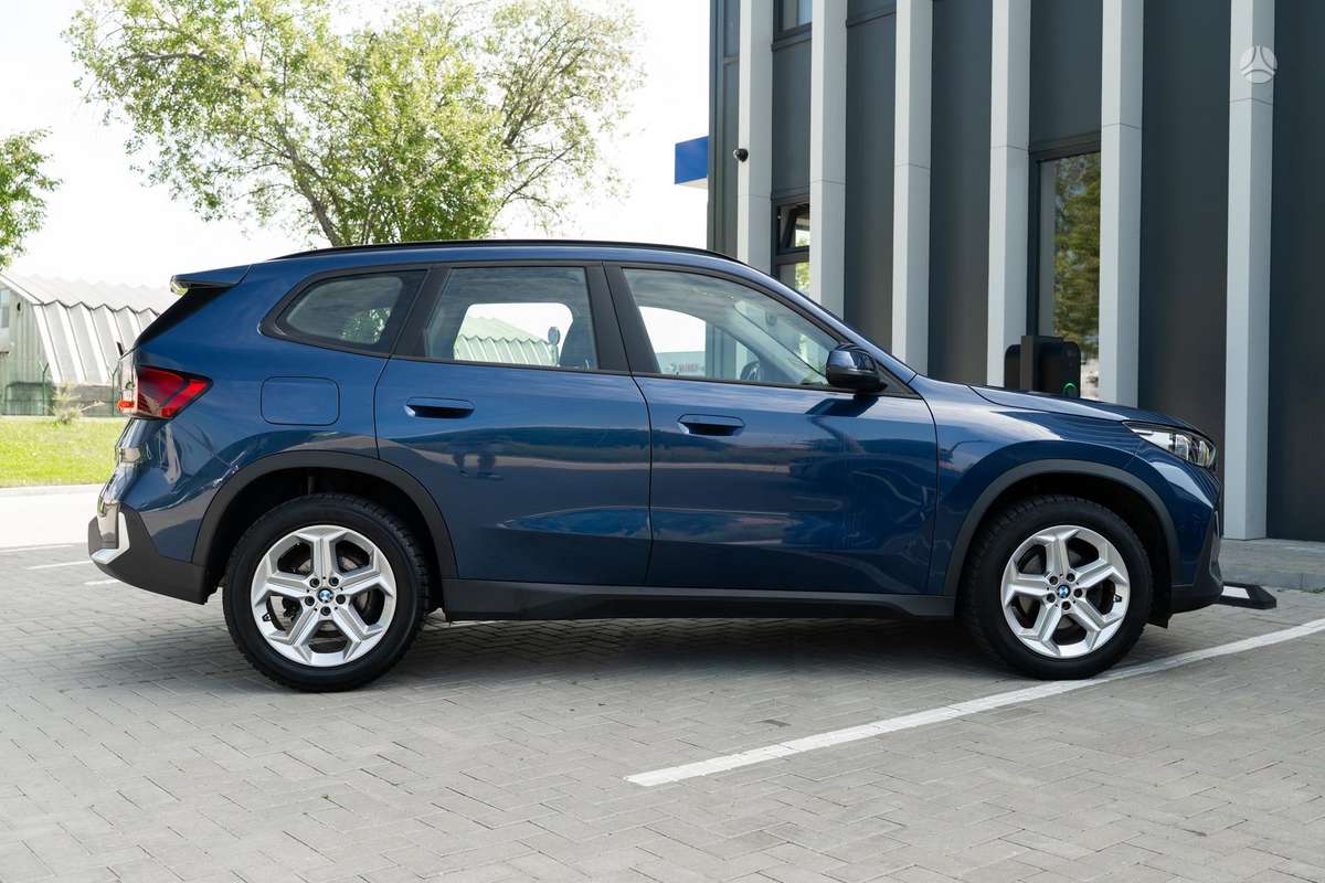 BMW X1, 1.5 l., Универсал