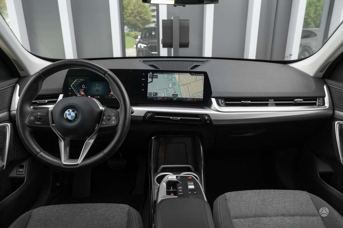 BMW X1, 1.5 l., Универсал