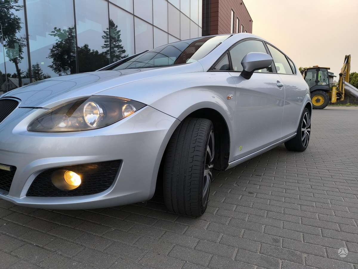 SEAT Leon - 2