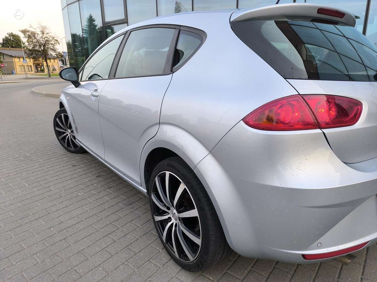 SEAT Leon - 4