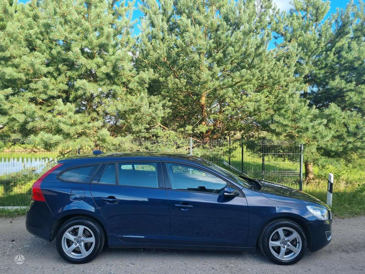 Volvo V60, 2.0 l., hatchback