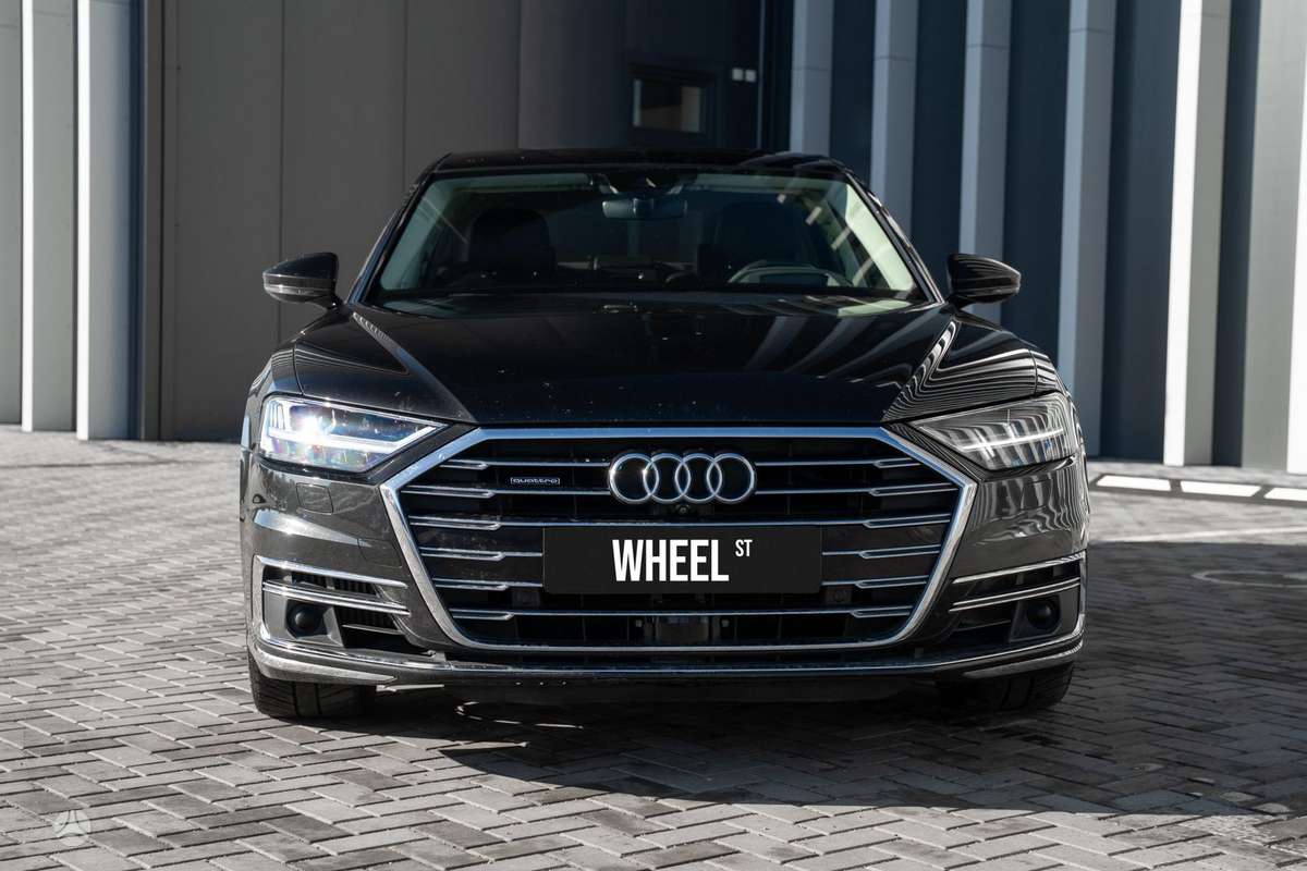 Audi A8, 3.0 l., Седан