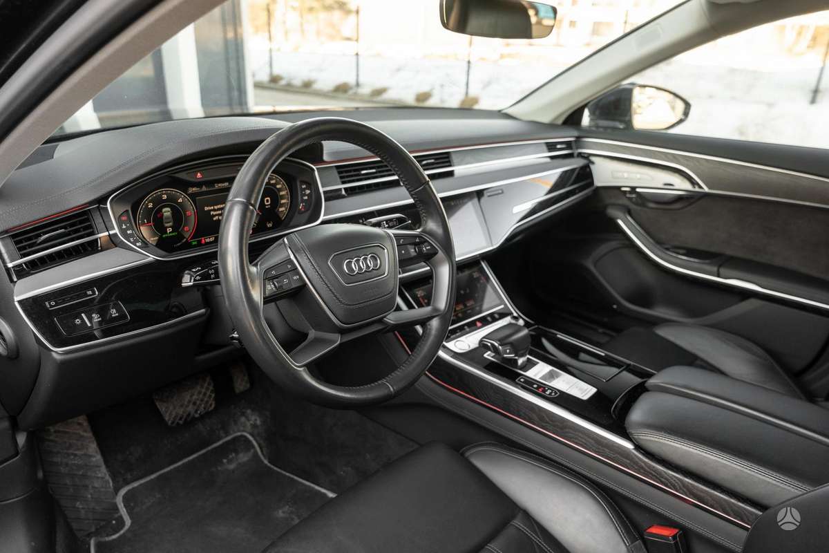 Audi A8, 3.0 l., Седан