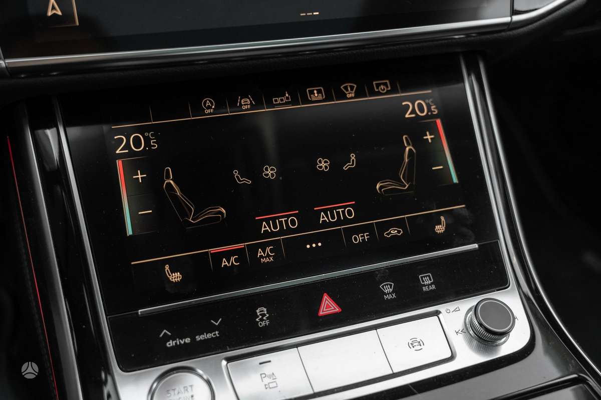 Audi A8, 3.0 l., Седан