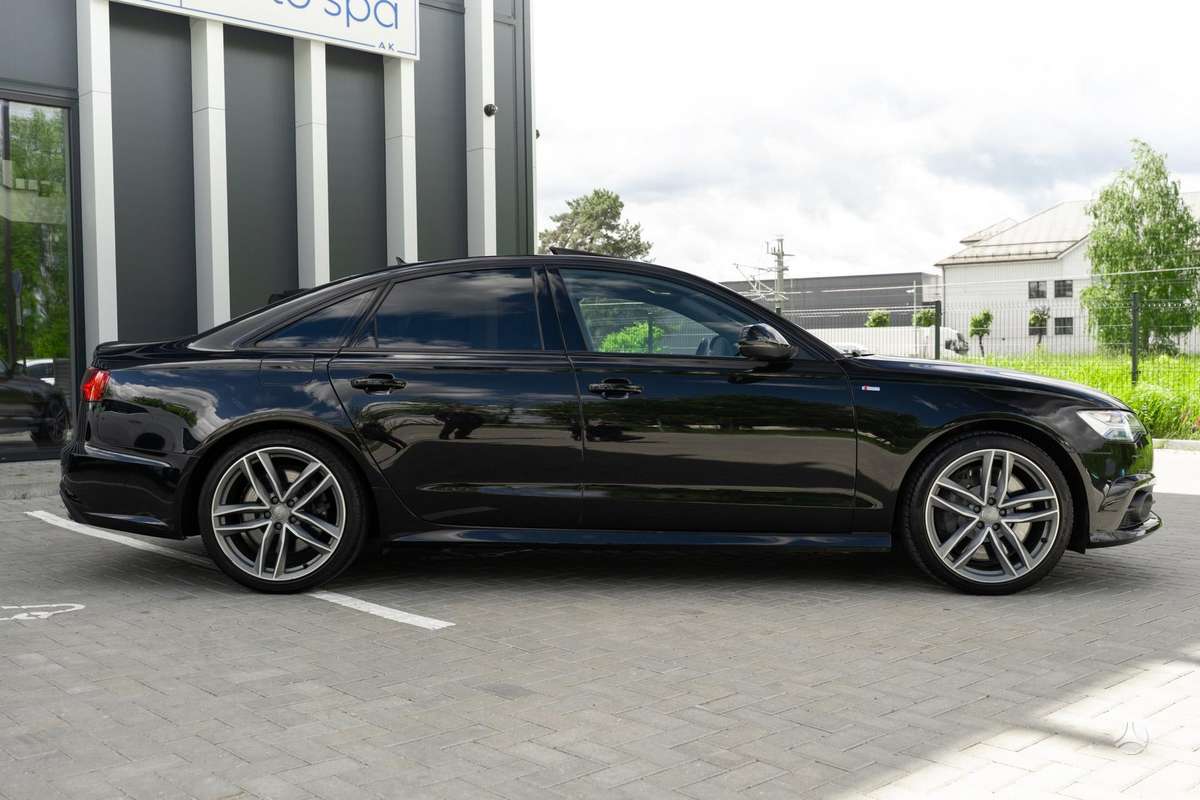 Audi S6, 4.0 l., Седан