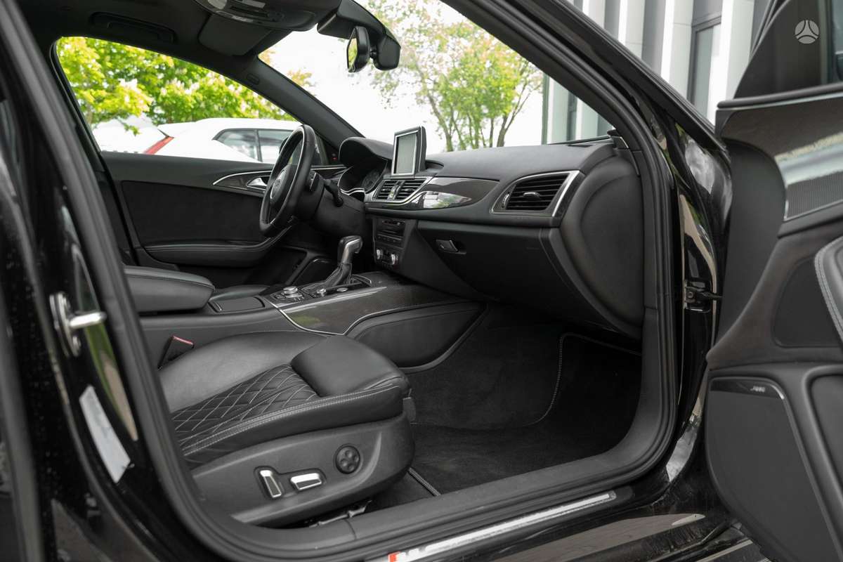 Audi S6, 4.0 l., Седан
