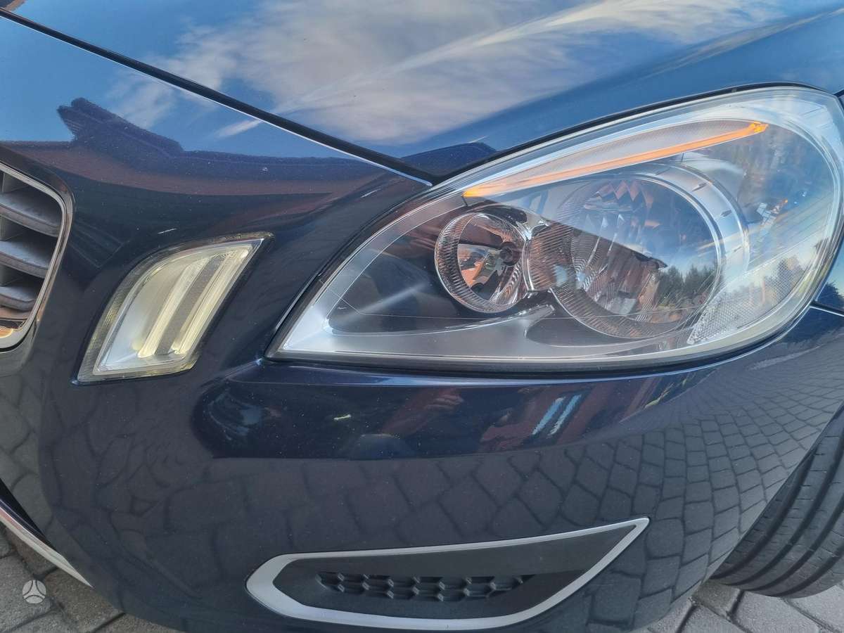 Volvo V60, 2.0 l., hatchback