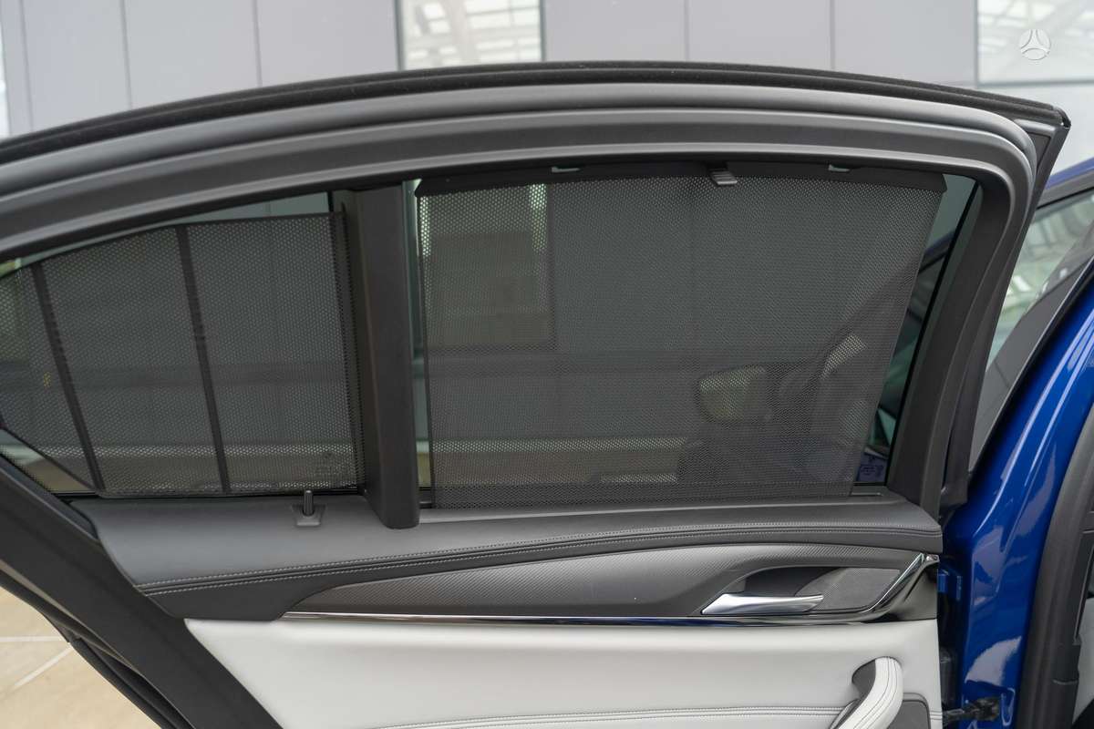 BMW M5, 4.4 l., Седан