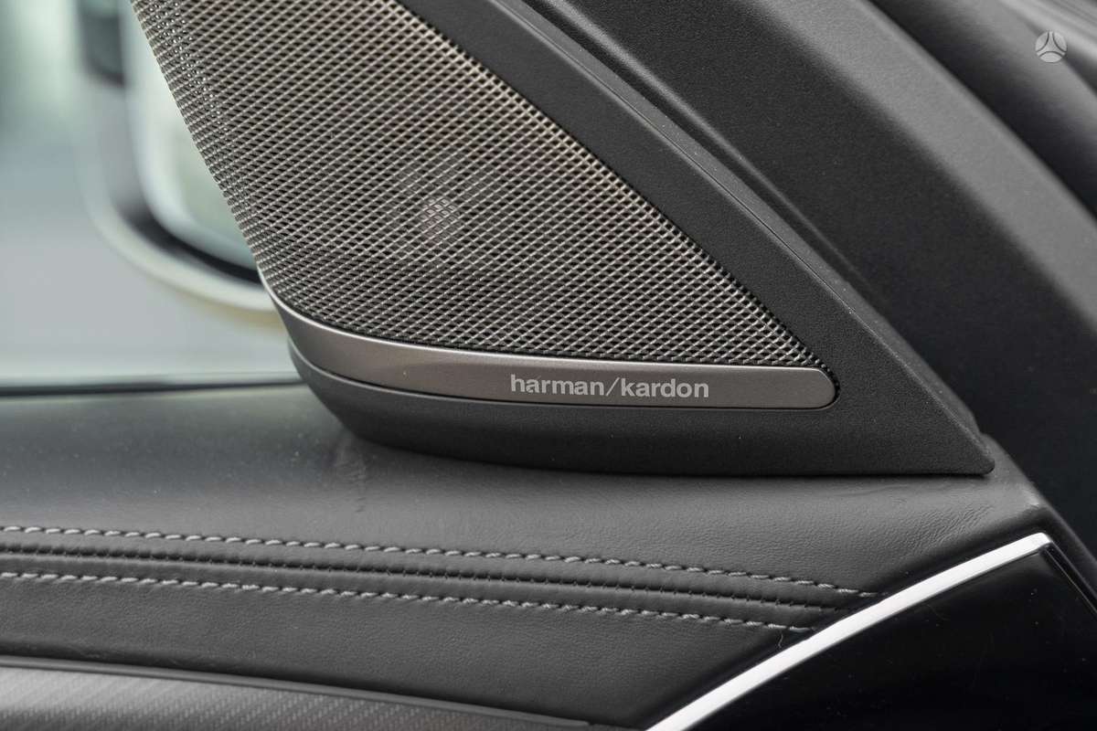 BMW M5, 4.4 l., Седан