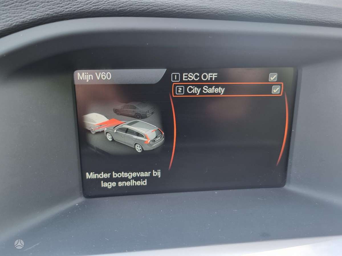 Volvo V60, 2.0 l., hatchback