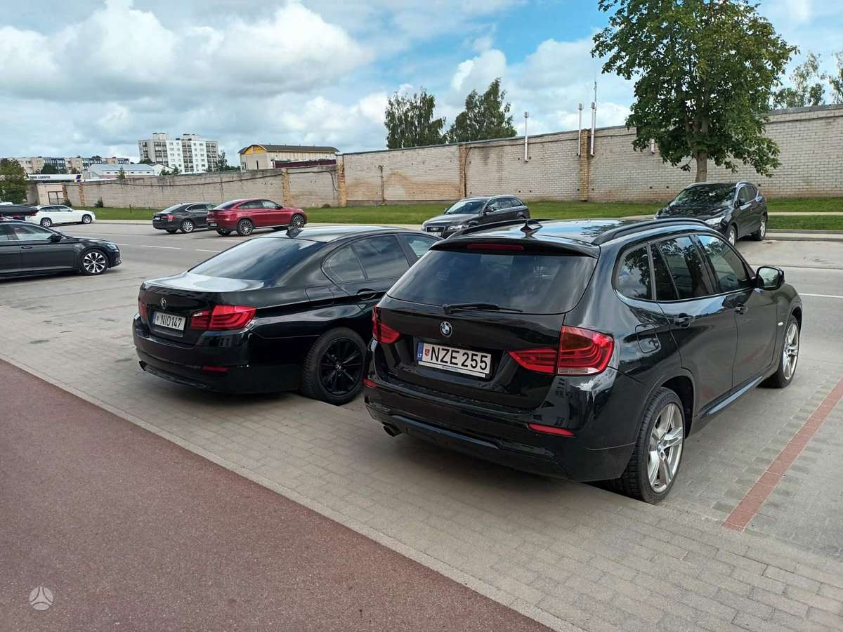 BMW X1, 2.0 l., Внедорожник / Кроссовер