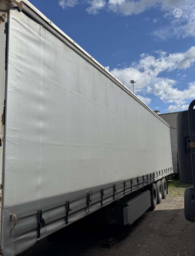 Krone, curtain / tarpaulin