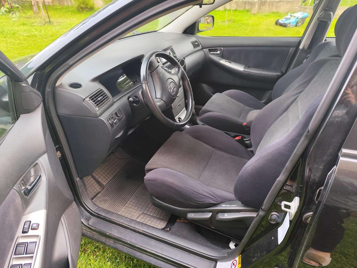 Toyota Corolla, 2.0 l., Хэтчбек