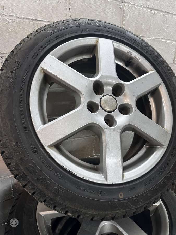 Volkswagen, light alloy, R16