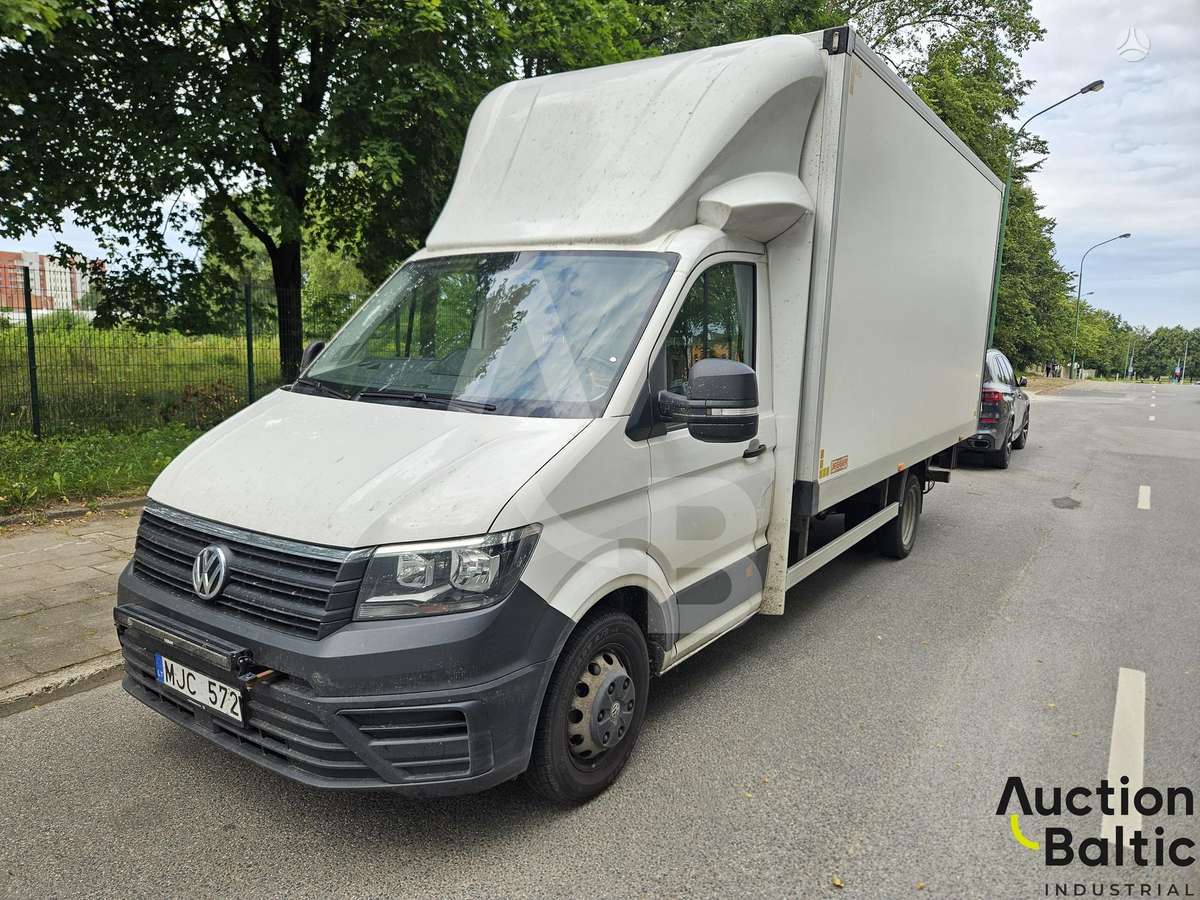 Volkswagen Crafter, box trucks / box vans